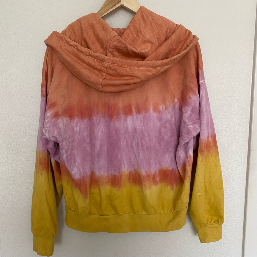Young, Fabulous and Broke piper hoodie in tie dye XS. - Picture 4 of 6
